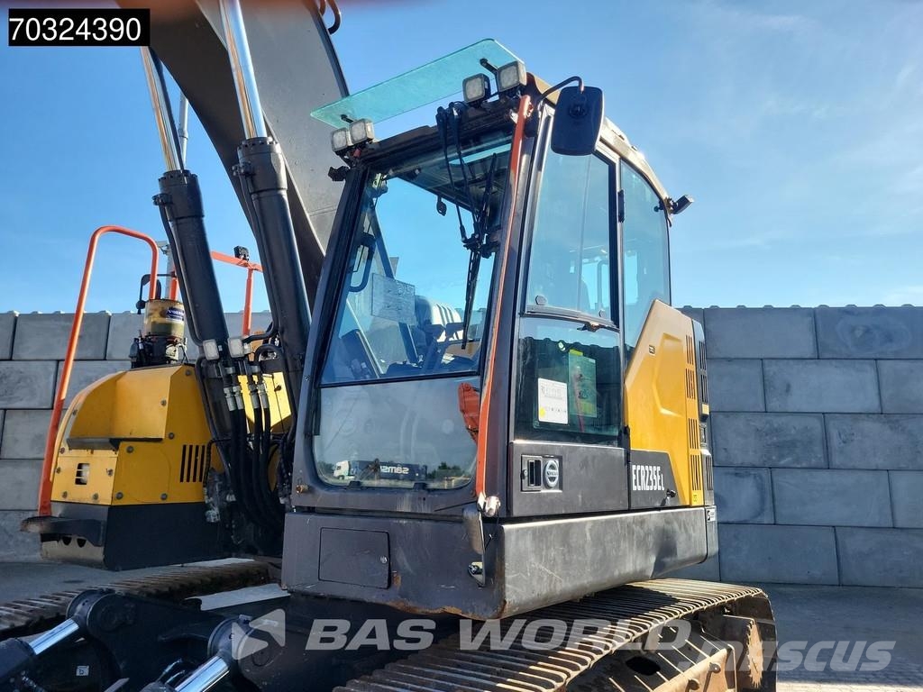 Volvo ECR235 E L Tiltrotator - Blade حفارات زحافة