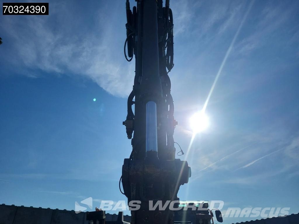 Volvo ECR235 E L Tiltrotator - Blade حفارات زحافة