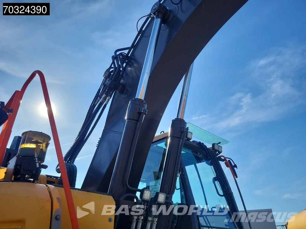 Volvo ECR235 E L Tiltrotator - Blade حفارات زحافة