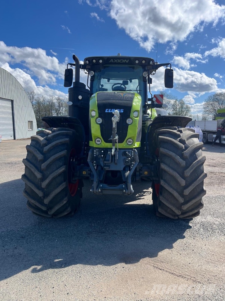 CLAAS Axion 950 الجرارات