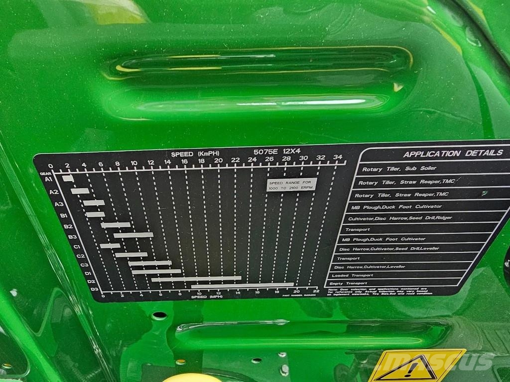 John Deere 5075E 트랙터