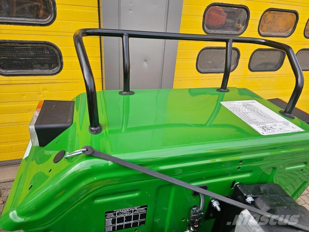 John Deere 5075E 트랙터