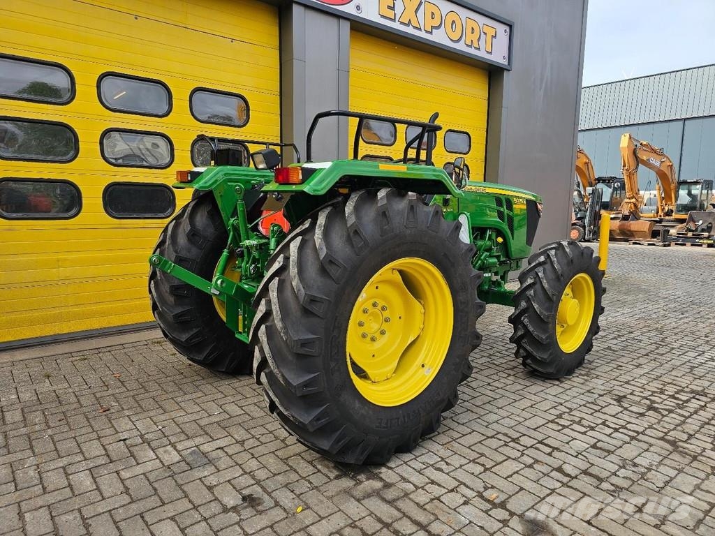 John Deere 5075E 트랙터