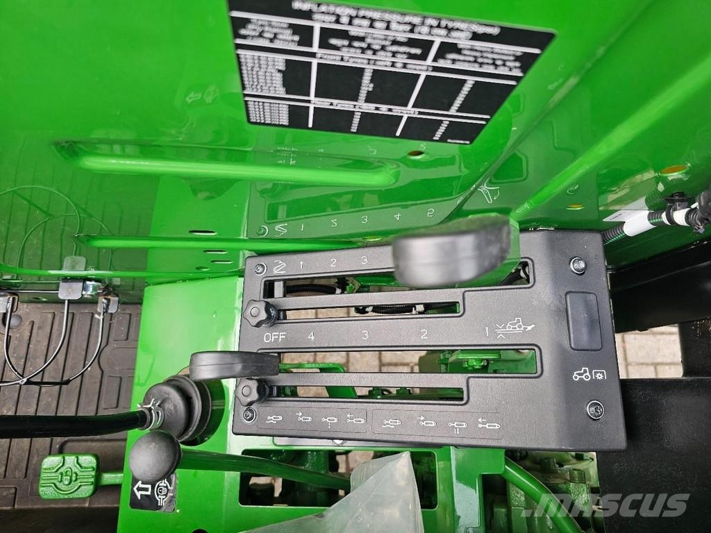 John Deere 5075E 트랙터