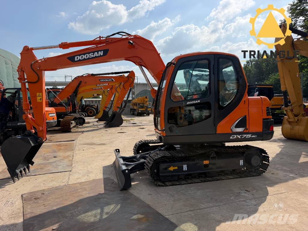 Doosan DX 75 Bagri goseničarji