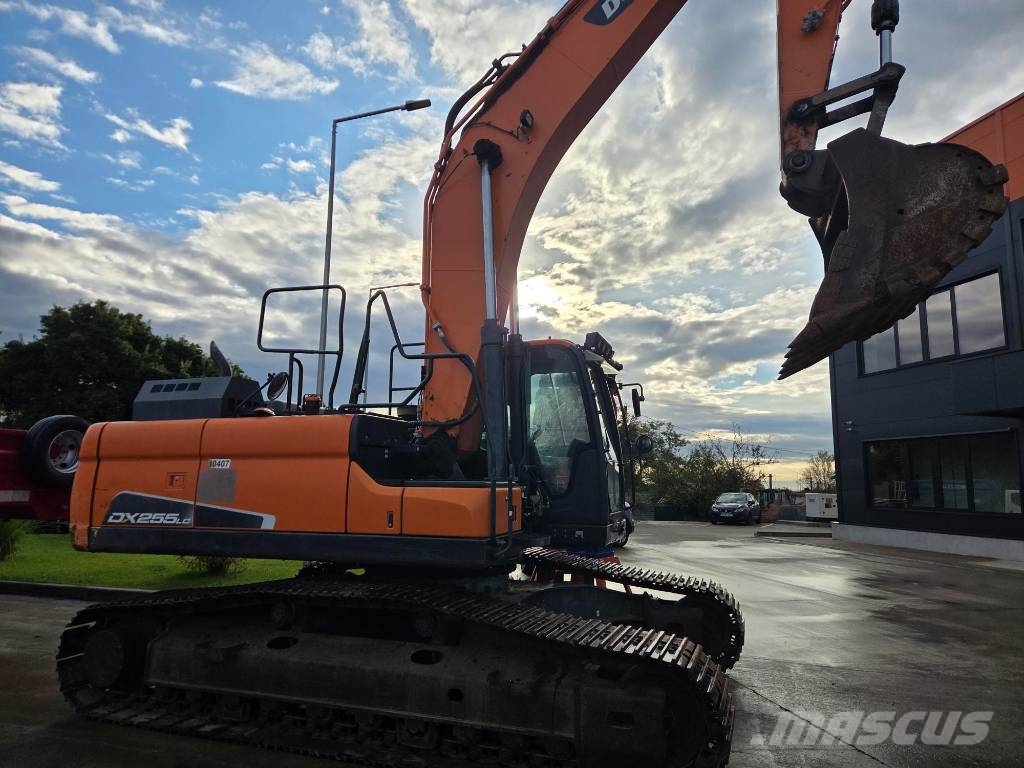 Doosan DX 255 LC-5, 2021, 9.340h, 25,5t, 1,55mc bucket Εκσκαφείς με ερπύστριες