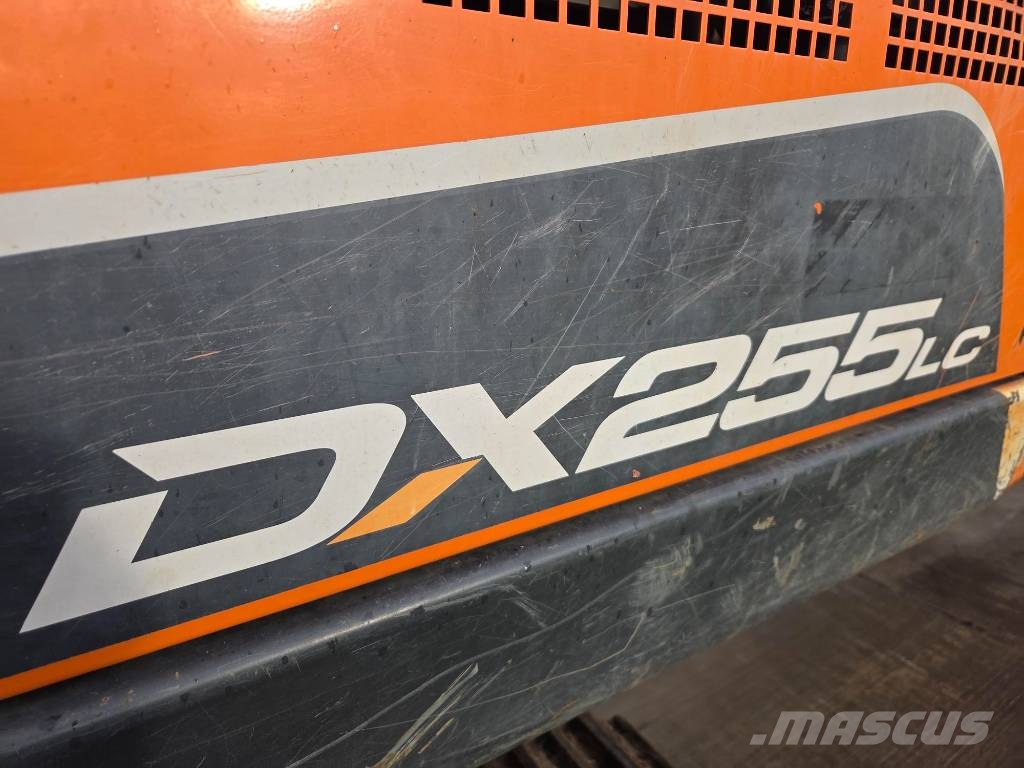 Doosan DX 255 LC-5, 2021, 9.340h, 25,5t, 1,55mc bucket Εκσκαφείς με ερπύστριες