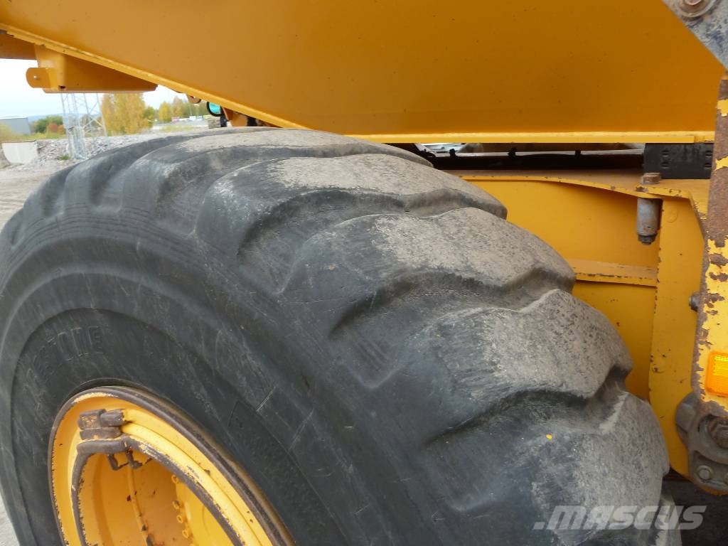 Volvo A25G / 3.500 tim. Rammestyrte Dumpere