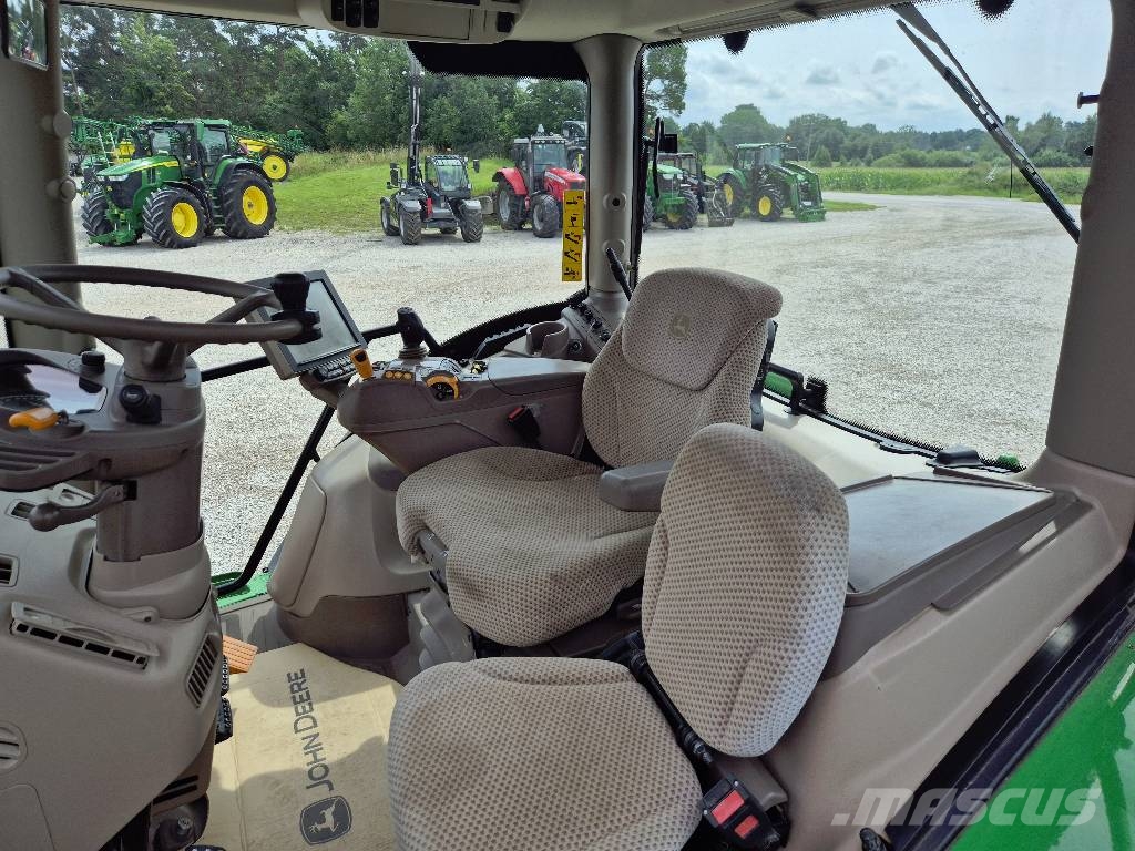 John Deere 6215R الجرارات