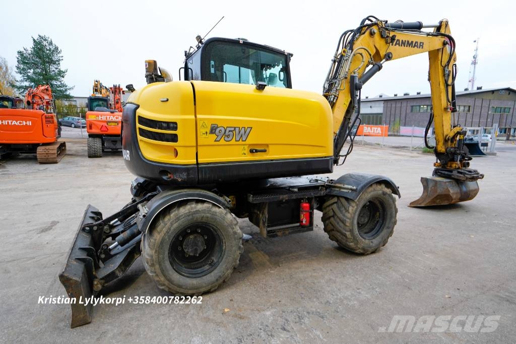 Yanmar B95W ENGCONILLA Ekskavatori uz riteņiem