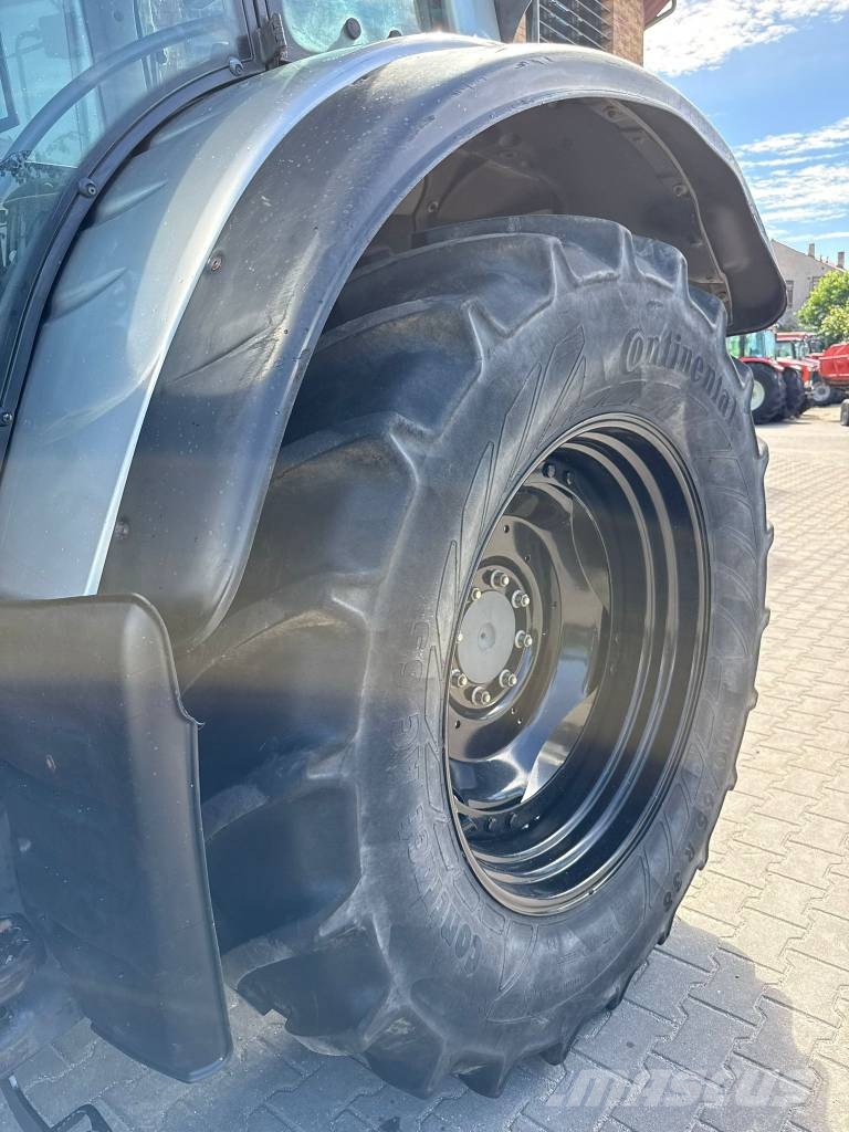Valtra N 142 Direct Tractores