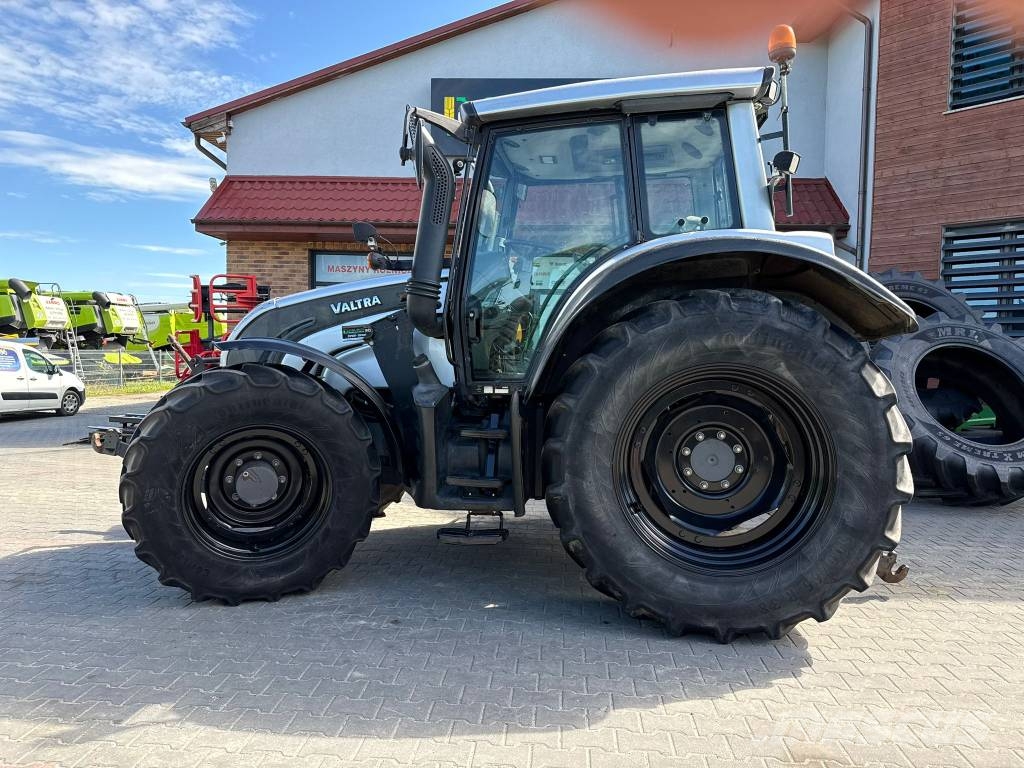 Valtra N 142 Direct Tractores