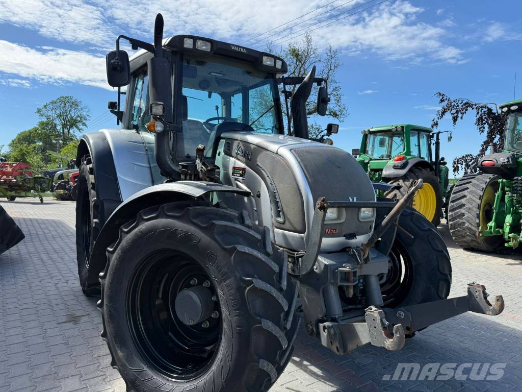 Valtra N 142 Direct Tractores