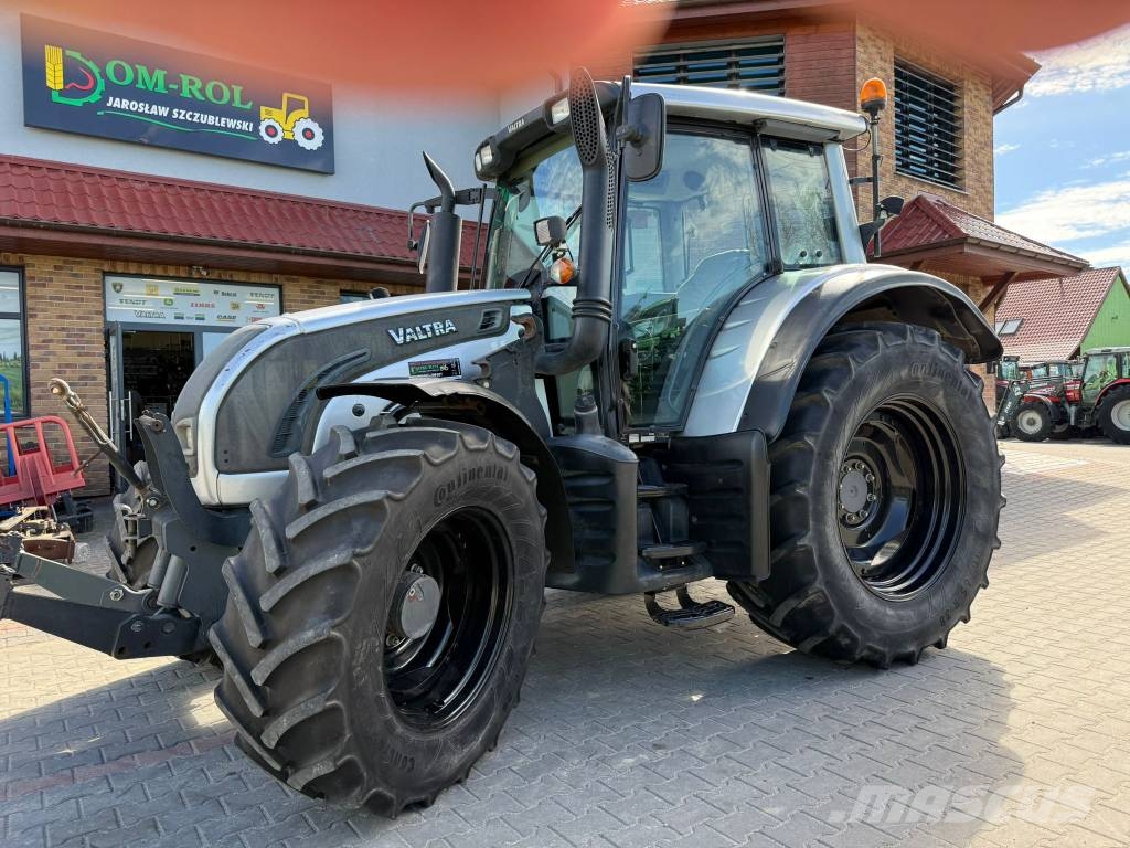 Valtra N 142 Direct Tractores