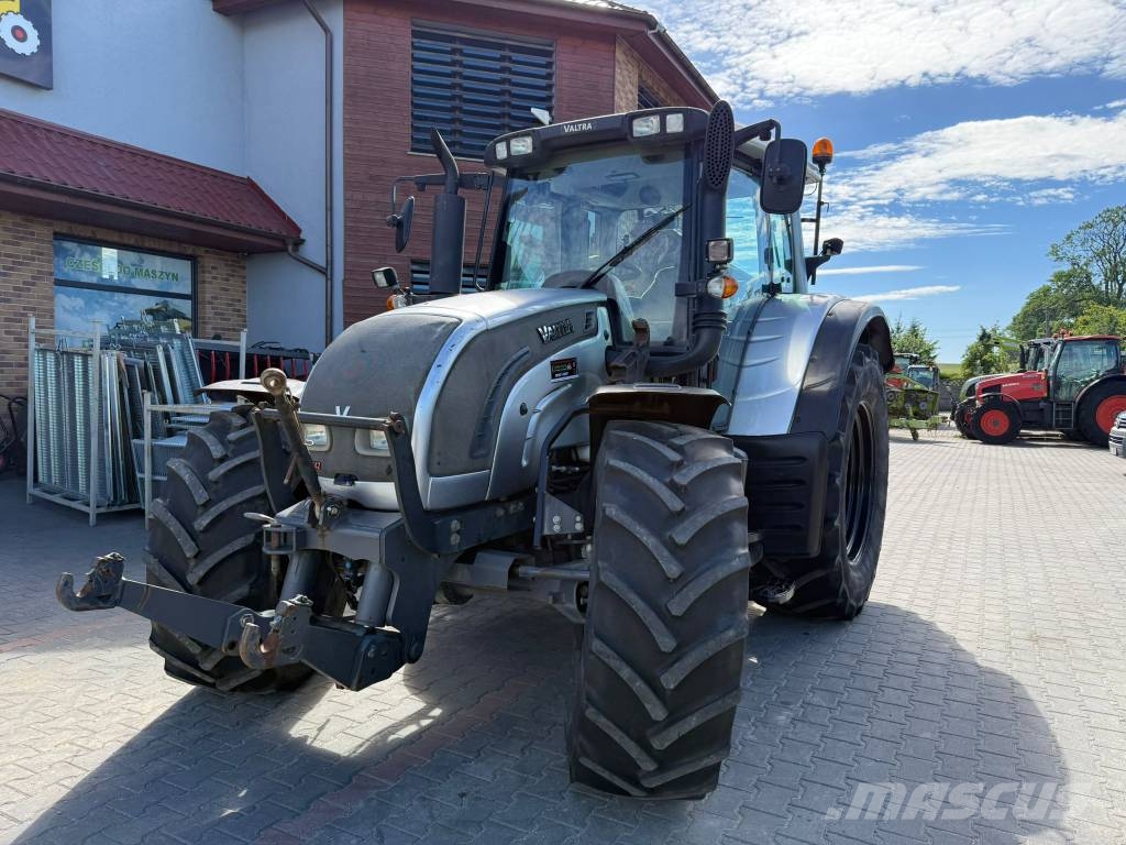 Valtra N 142 Direct Tractores