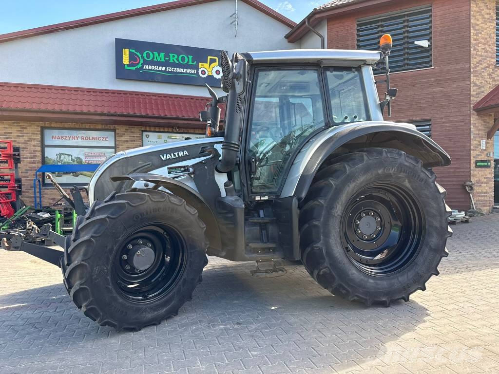 Valtra N 142 Direct Tractores