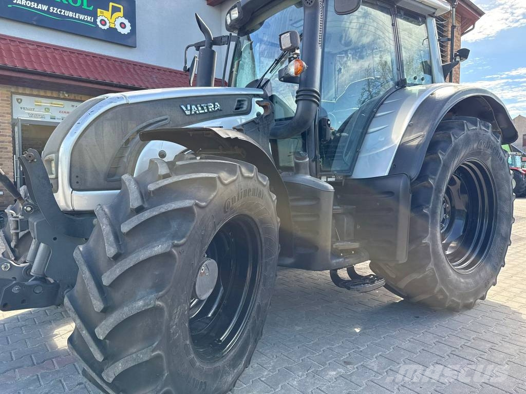 Valtra N 142 Direct Tractores