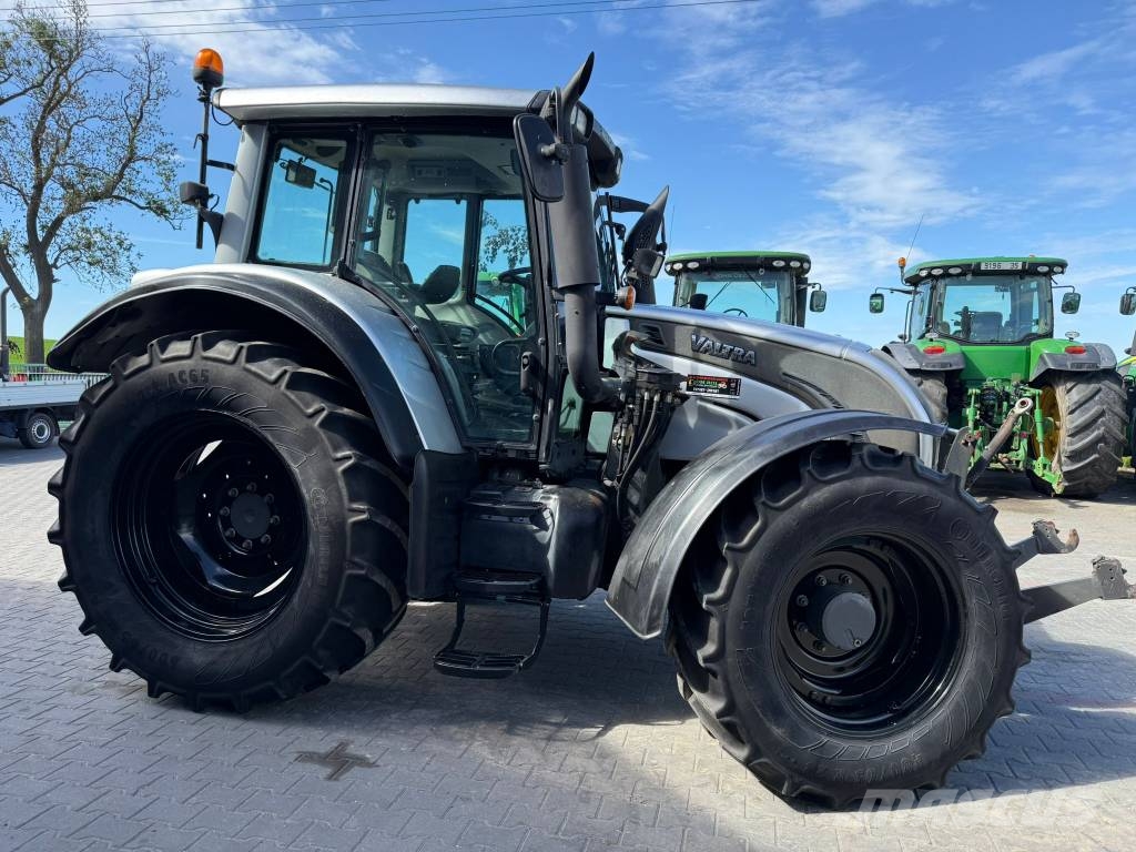 Valtra N 142 Direct Tractores