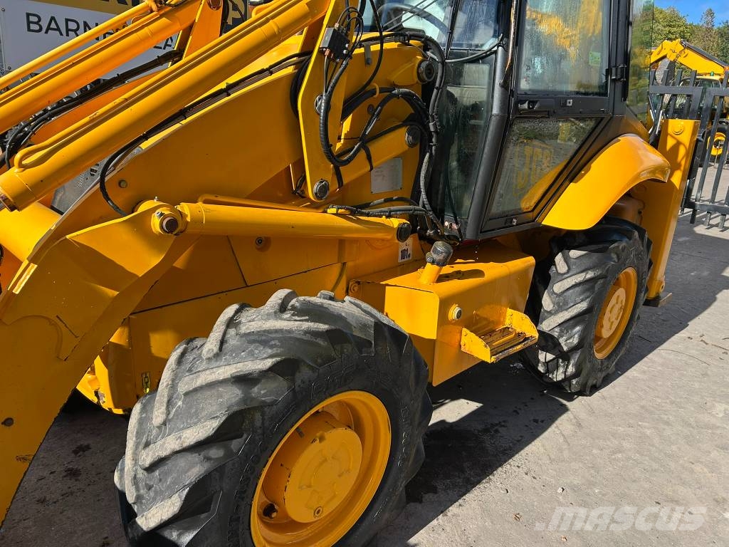 JCB 2 CX Streetmaster Rendegravere