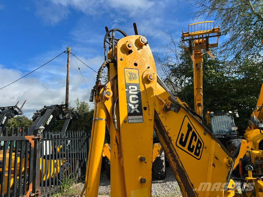 JCB 2 CX Streetmaster Rendegravere