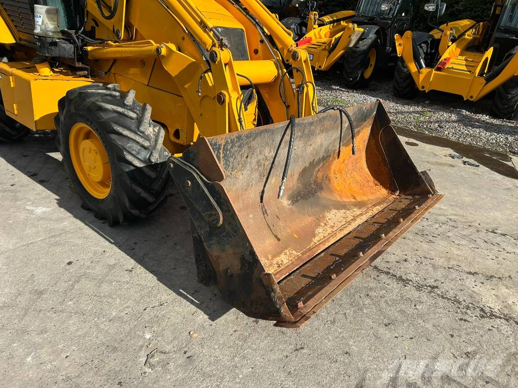 JCB 2 CX Streetmaster Rendegravere