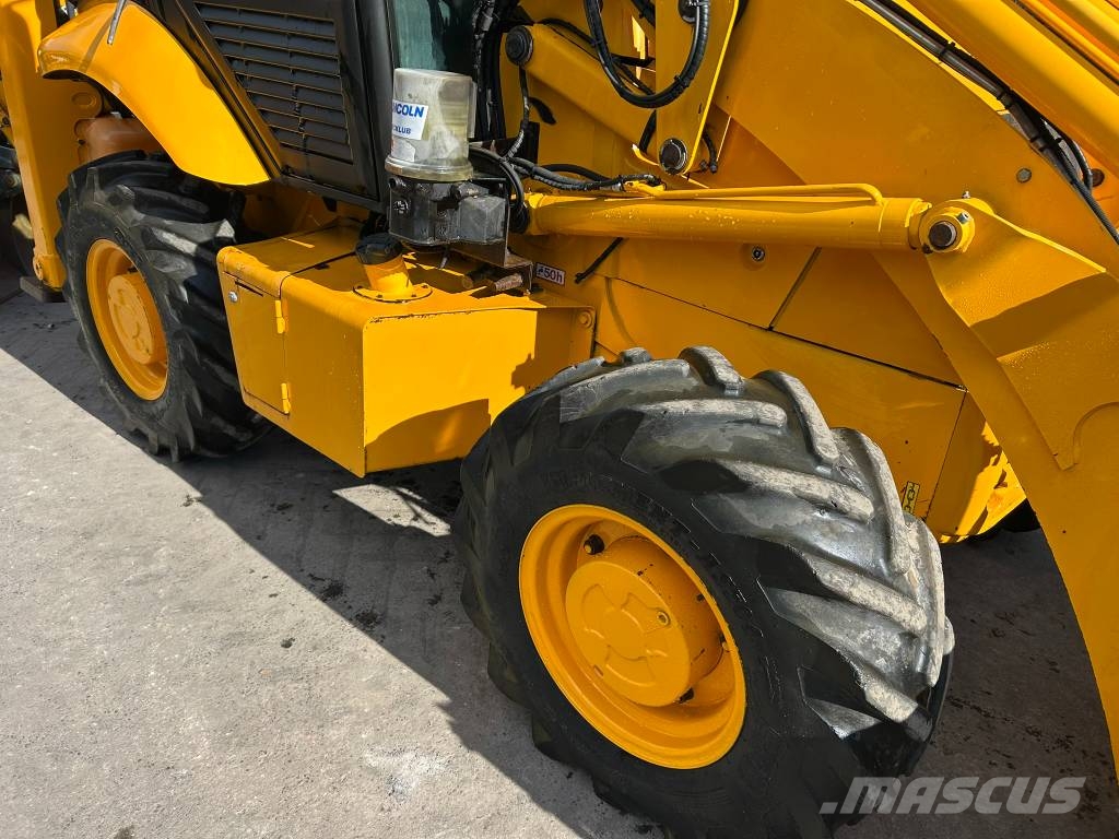 JCB 2 CX Streetmaster Rendegravere