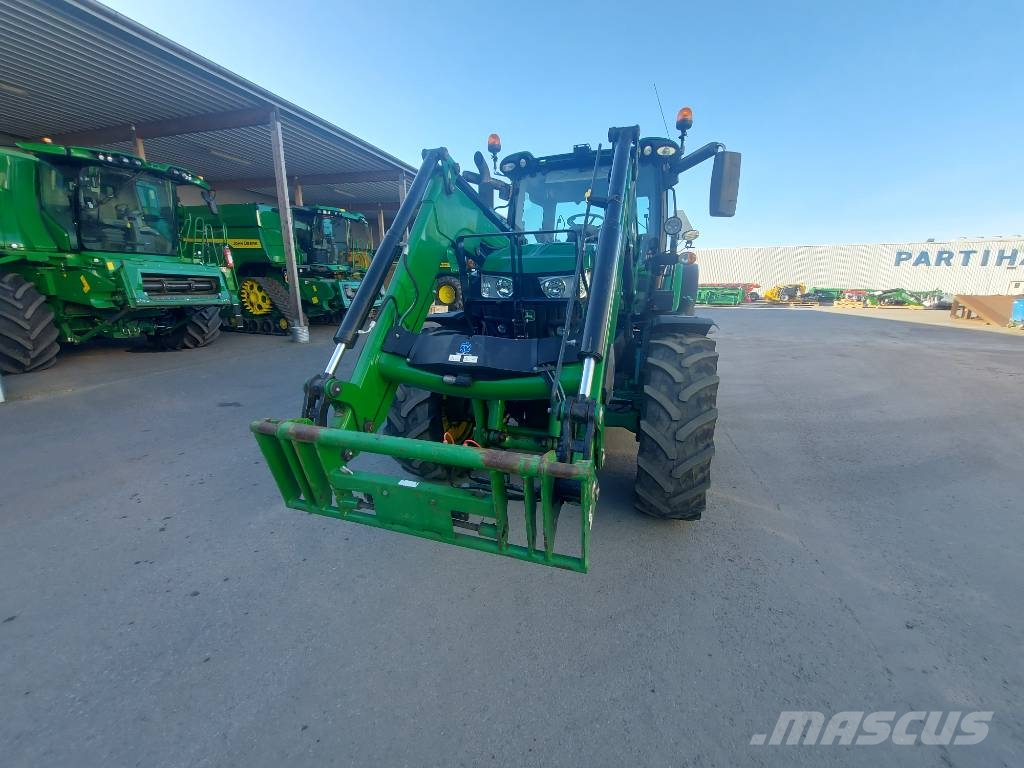 John Deere Traktor 6130 R Tractors