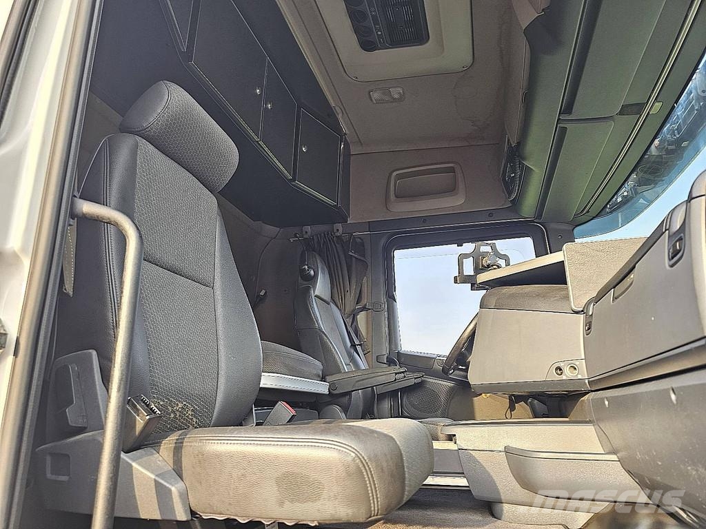 Scania R450 HMF 5020 Plošinové nákladné automobily/nákladné automobily so sklápacími bočnicami