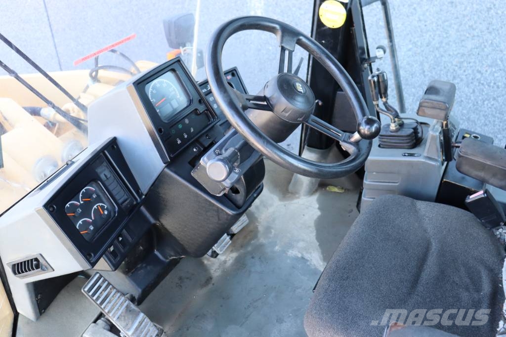 CAT 962G Carregadeiras de rodas