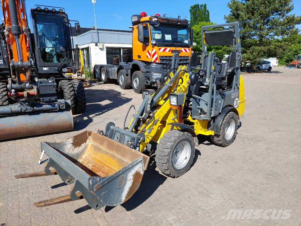 Wacker Neuson WL 20 Kolesové nakladače