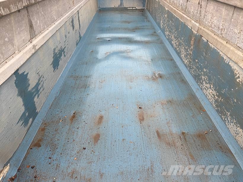 Kel-Berg 4 axle Tipper 37 m3 / 4 achse Kipper 37 m3 Tipptrailer