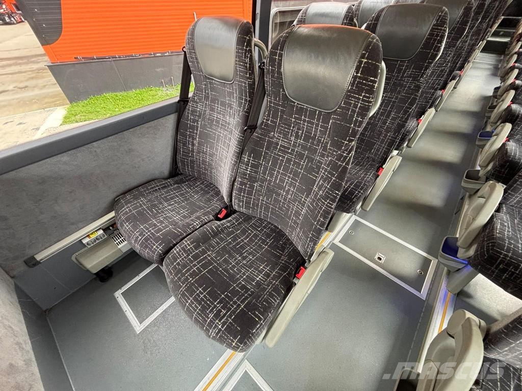 Volvo B11R 9700H 4x2 EURO 6 / AC / AUXILIARY HEATING / W Putnički autobusi