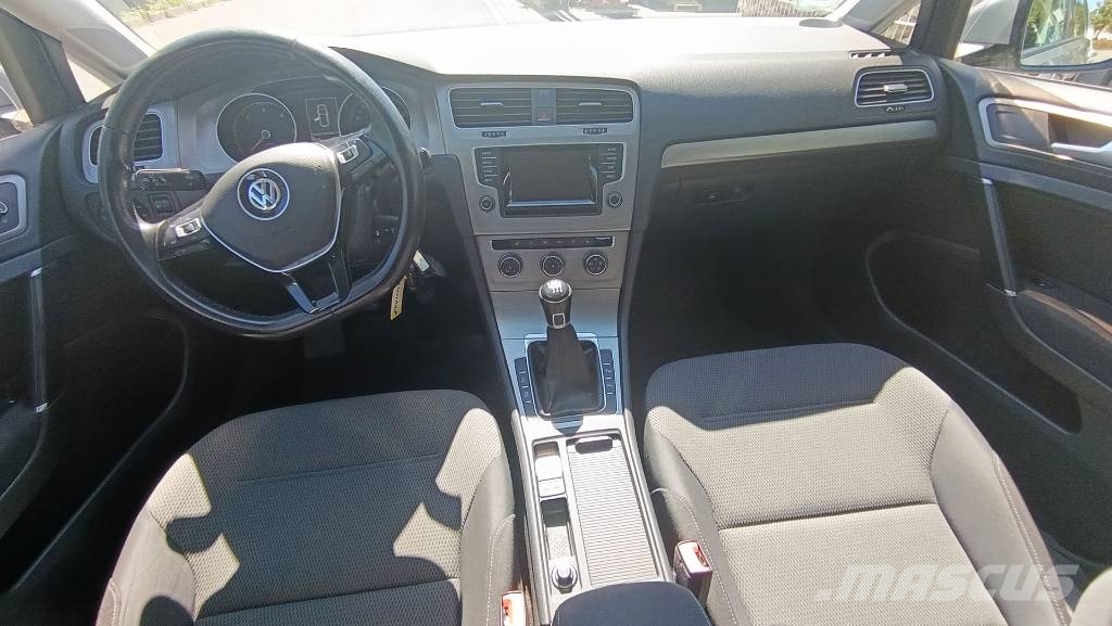 Volkswagen Golf VII 1.6 TDI 4MOTION, Allrad, Webasto, 1. Hand Personbiler