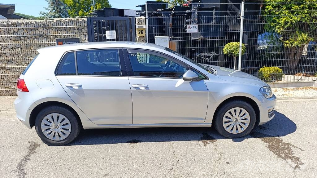 Volkswagen Golf VII 1.6 TDI 4MOTION, Allrad, Webasto, 1. Hand Personbiler