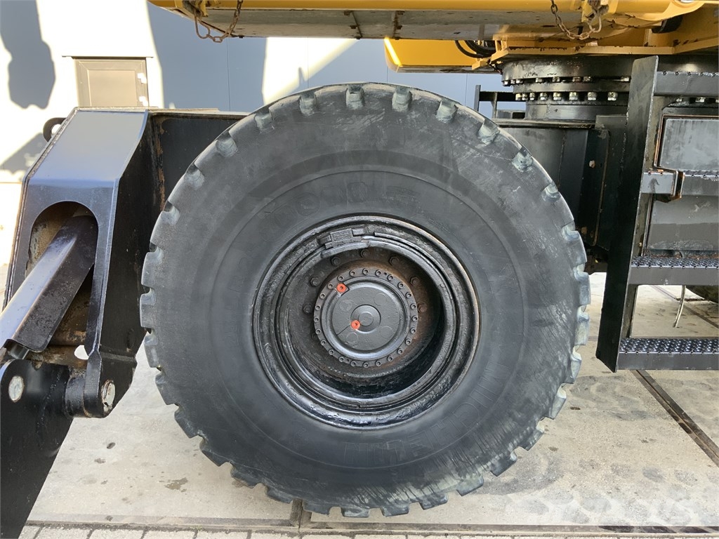 CAT 325 D MH Waste / industry handlers