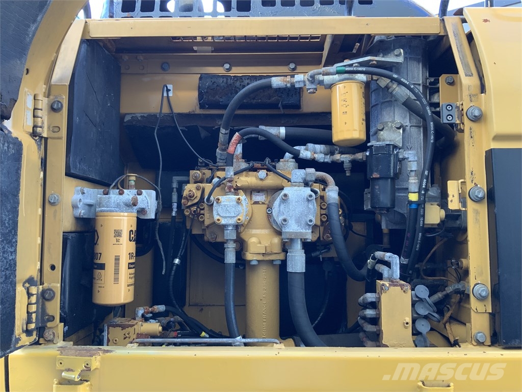 CAT M 325 D L MH Materialehåndteringsmaskiner