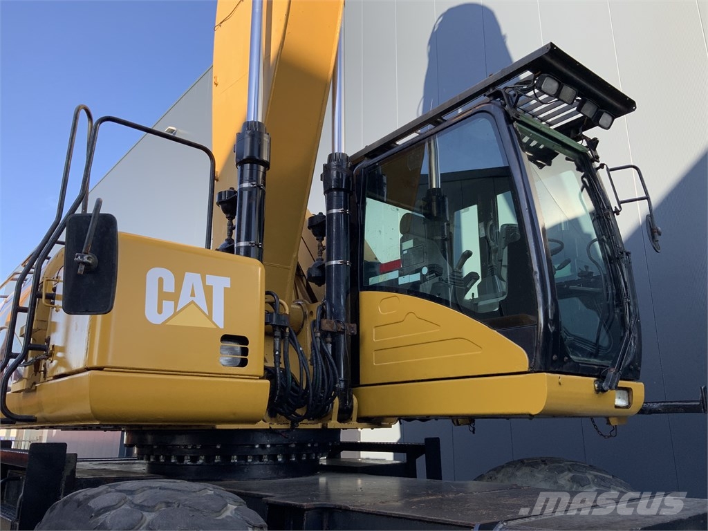CAT M 325 D L MH Materialehåndteringsmaskiner