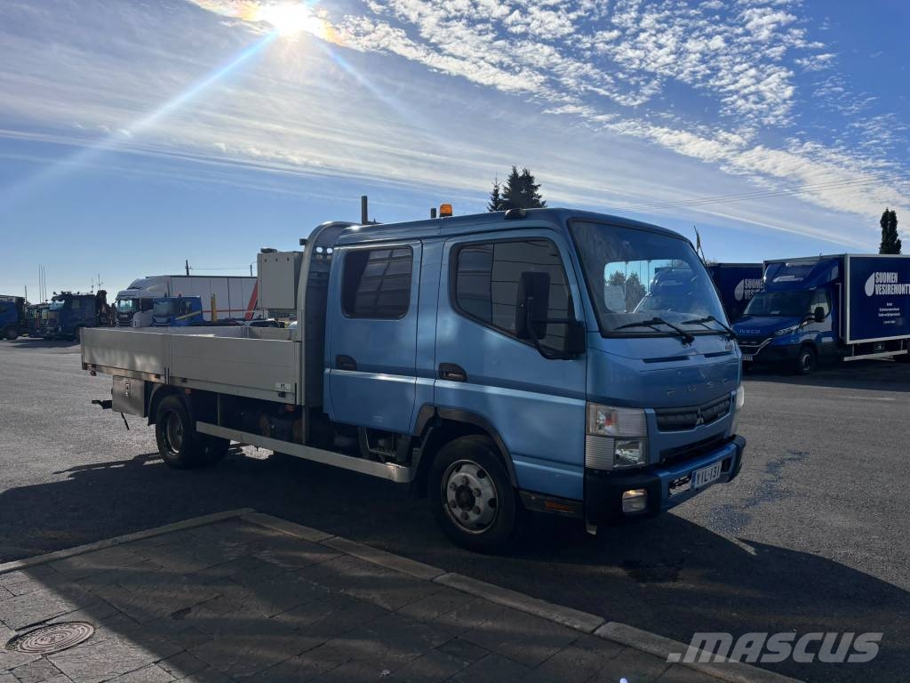 Mitsubishi Fuso Canter 1+6 شاحنات خفيفة/مفصلية الجوانب