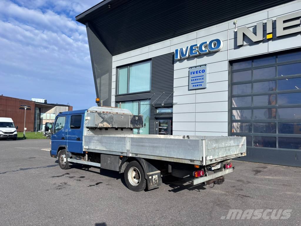 Mitsubishi Fuso Canter 1+6 شاحنات خفيفة/مفصلية الجوانب
