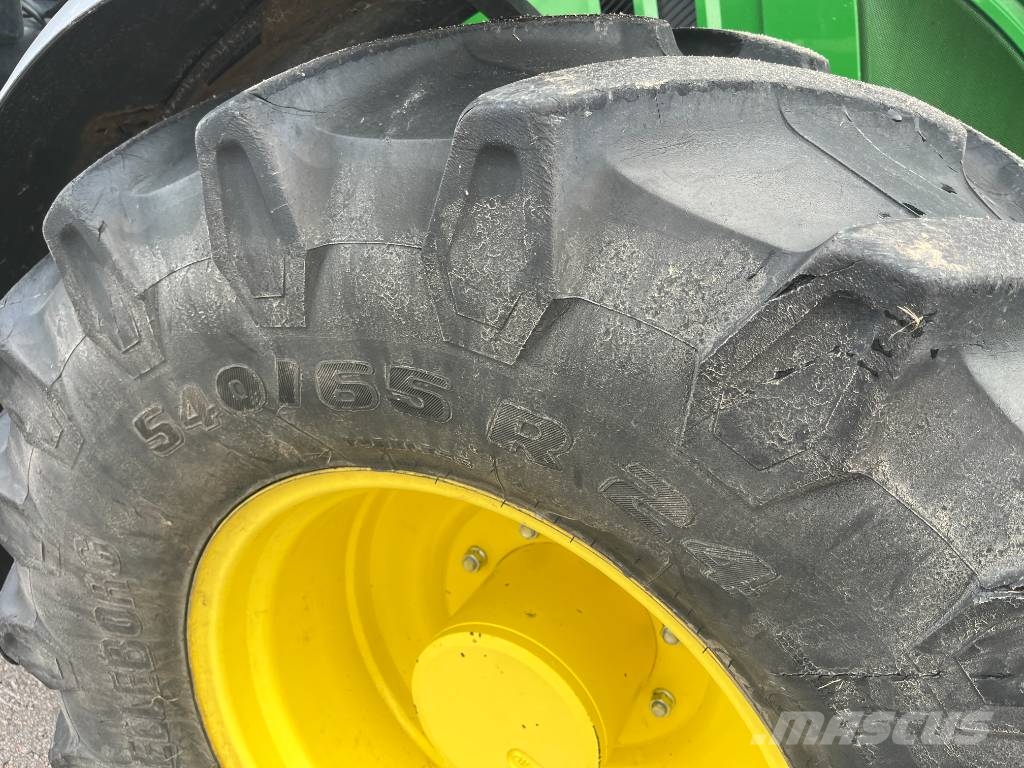 John Deere 6130 R Trattori