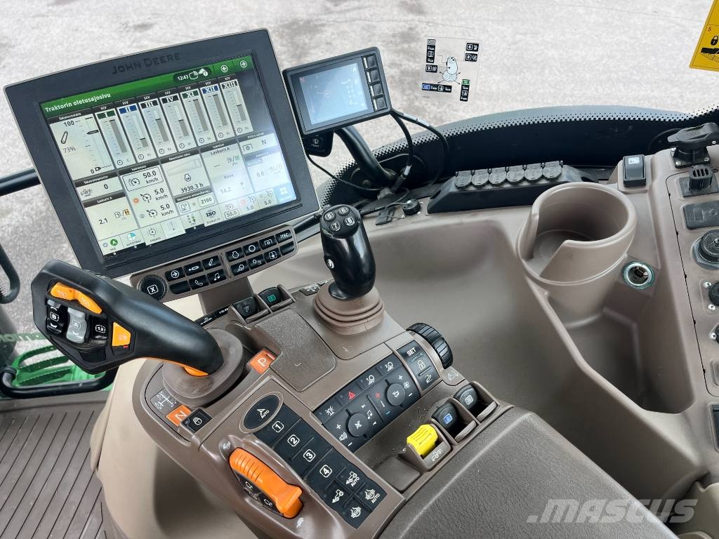 John Deere 6130 R Trattori