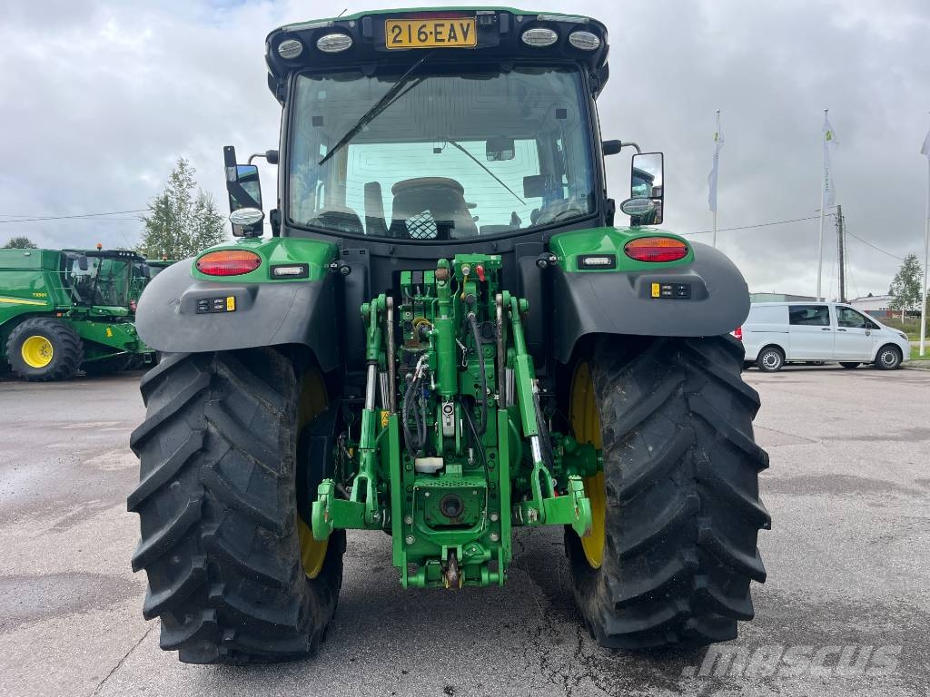 John Deere 6130 R Trattori