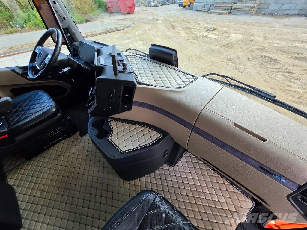 Mercedes-Benz Actros 963-4-A Prime Movers
