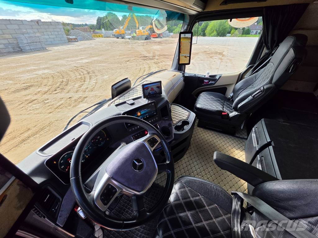 Mercedes-Benz Actros 963-4-A Prime Movers