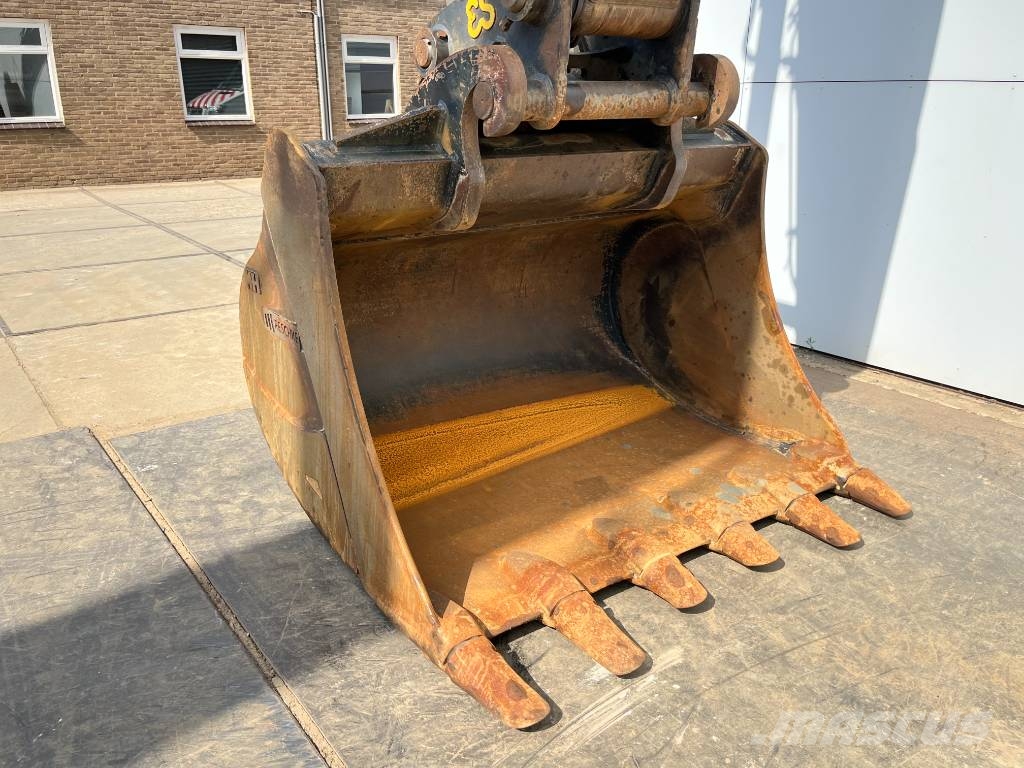 Volvo EC380EL - Automatic Greasing / Quick Coupler حفارات زحافة