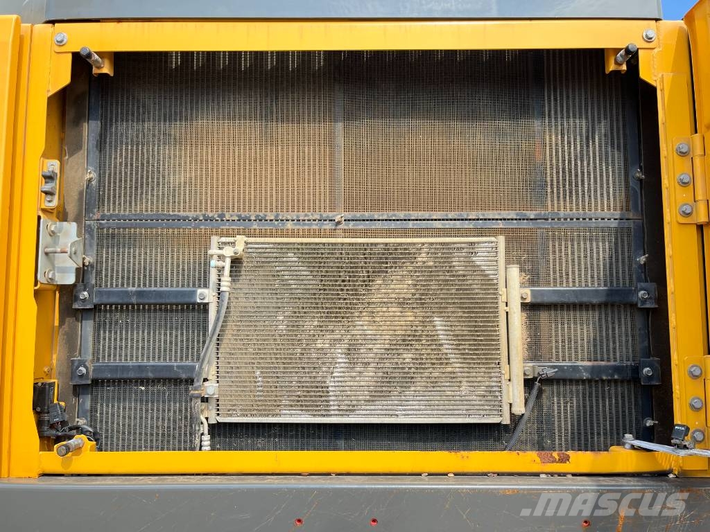 Volvo EC380EL - Automatic Greasing / Quick Coupler حفارات زحافة