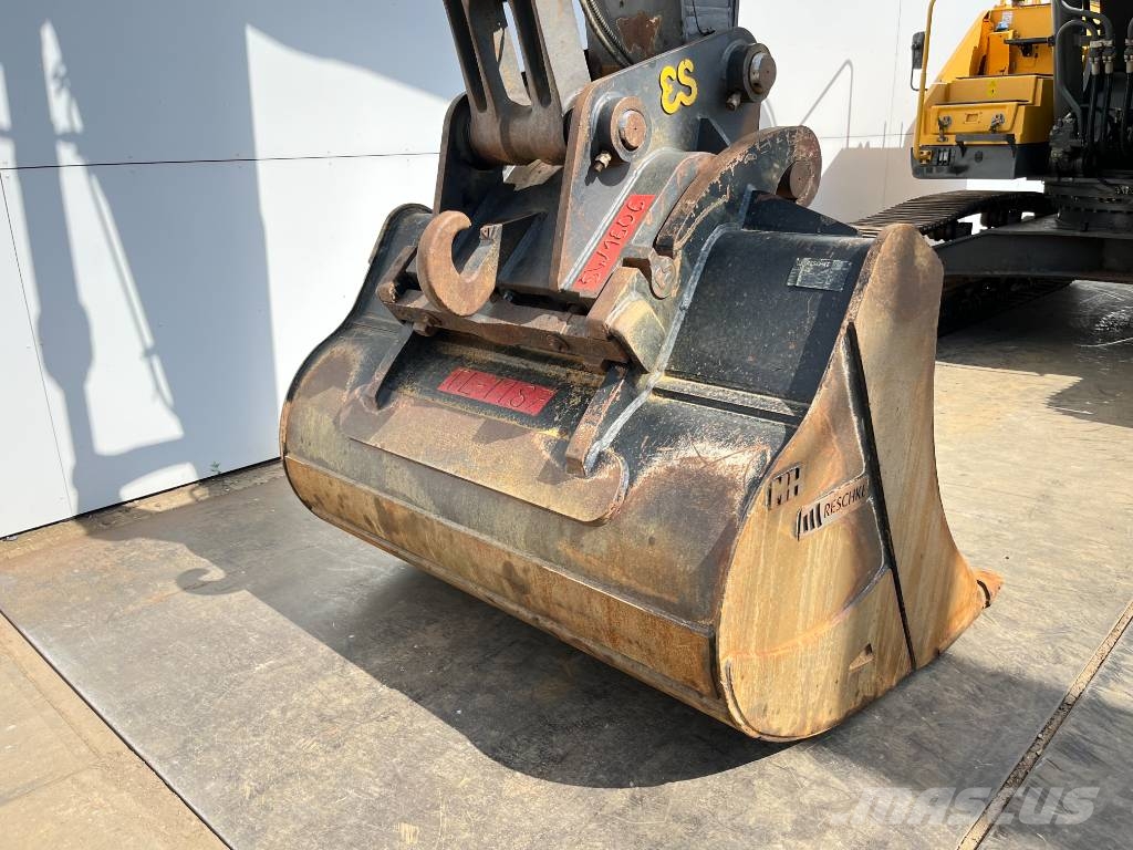 Volvo EC380EL - Automatic Greasing / Quick Coupler حفارات زحافة