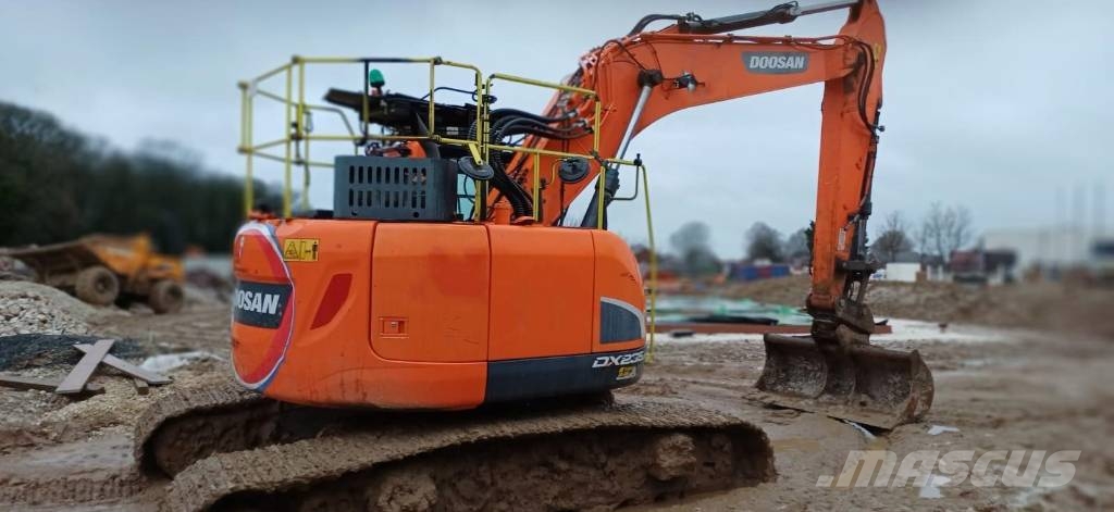 Doosan DX 235 LCR-5 Escavadoras de rastos
