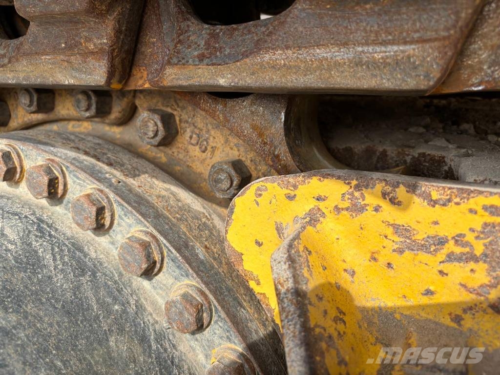 Komatsu D 61 EX-23 (GPS Prepared) Pásové dozery