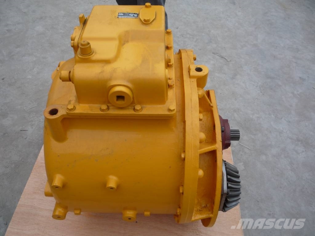 Komatsu D 155 A-1 Μετάδοση κίνησης